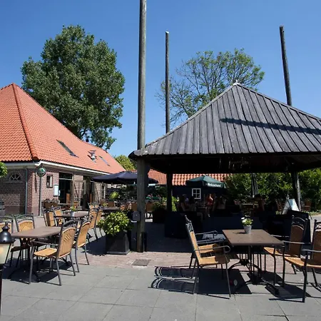 Holiday Droompark Buitenhuizen.66 펜션 펠선자위트