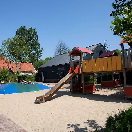 Holiday Droompark Buitenhuizen.66 펜션 *