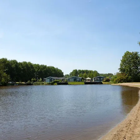 펜션 Holiday Droompark Buitenhuizen.66 *